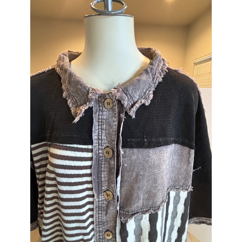 Oli & Hali Women's Patchwork Button Up Shirt Black Grey Stripe Raw Hem Boho L - Picture 2 of 16